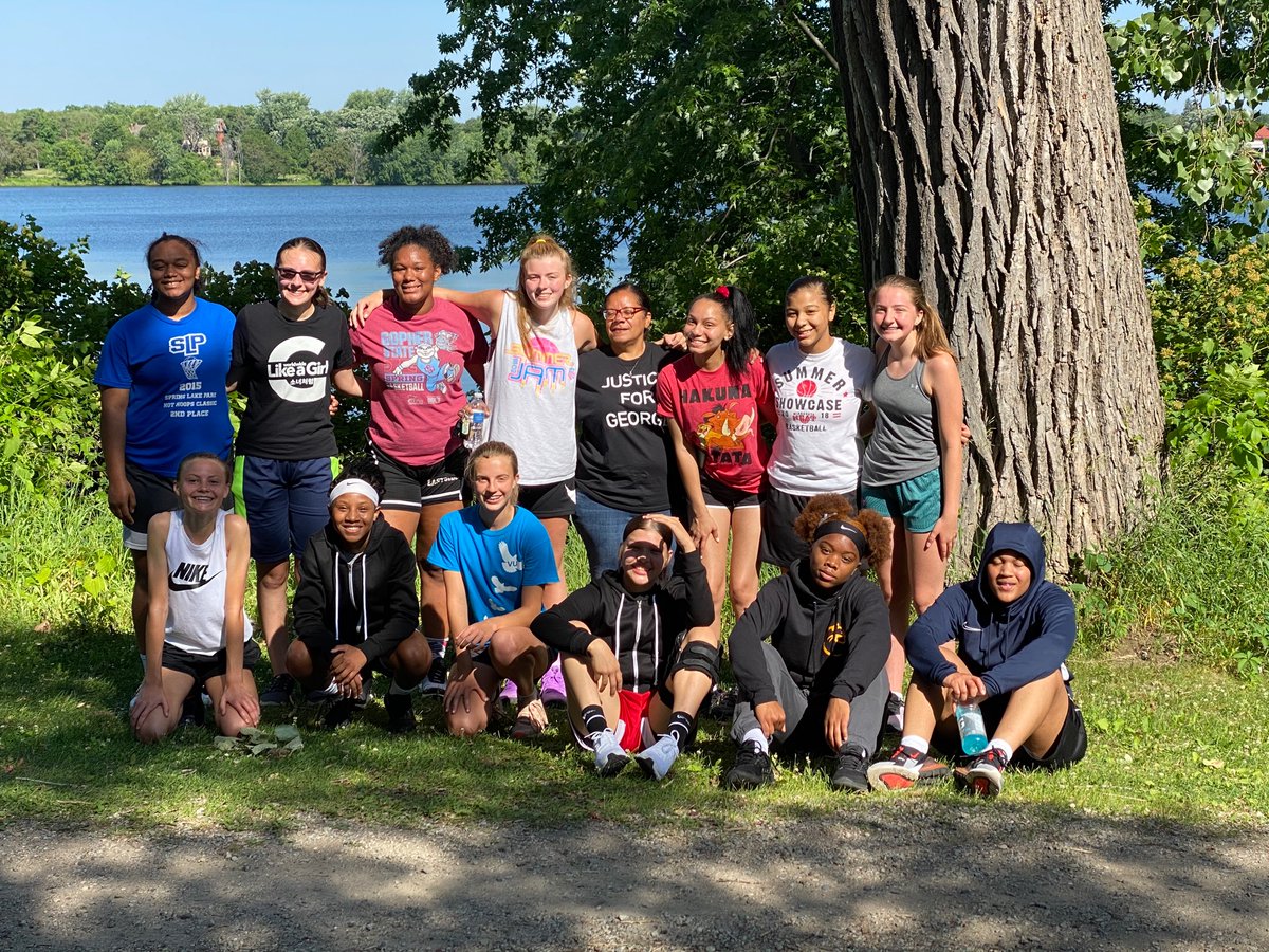 Como Park Girls Basketball (@comogirls) on Twitter photo Wish for all of these young ladies to have a great first day of school tomorrow! <a href="/ComoPark_HS/">Como Park Sr. High</a> (don’t worry this picture was from early June, they are all healthy!) Wish for all of these young ladies to have a great first day of school tomorrow! <a href="/ComoPark_HS/">Como Park Sr. High</a> (don’t worry this picture was from early June, they are all healthy!)