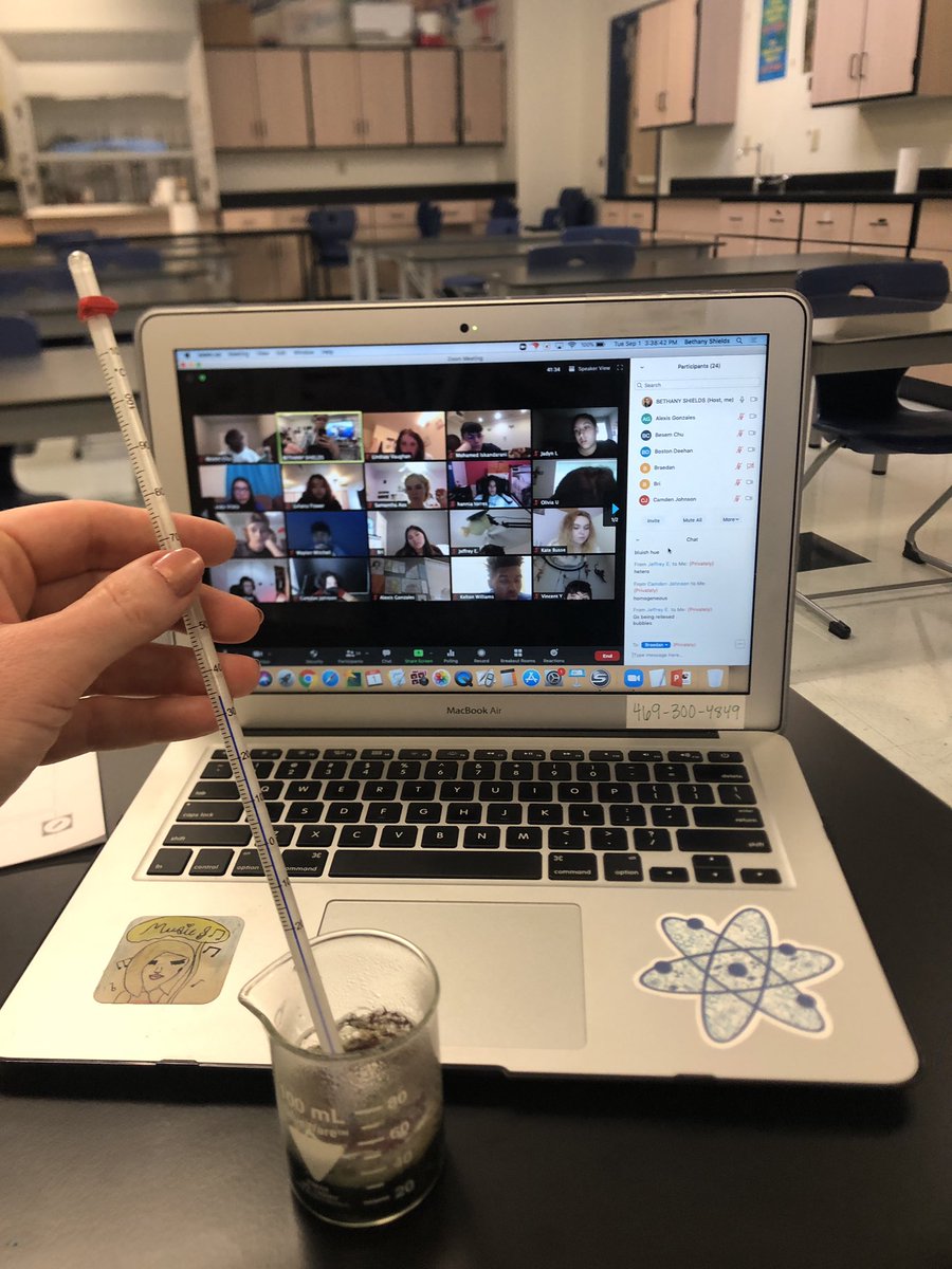 bethanykshields's tweet photo. Making it happen, COVID be darned. #chemistry. #go2panthers #misdproud @MHSPanthers https://t.co/aXCsaOXRie