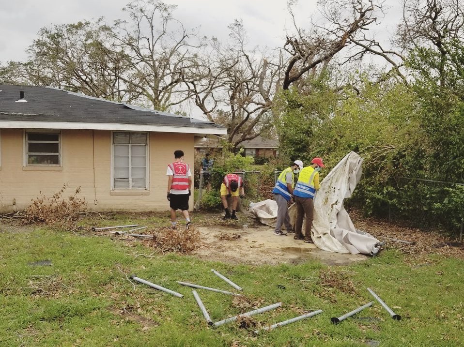 MKA Houston (@mka_houston) on Twitter photo During the weekend, #MuslimYouth of <a href="/MKA_Houston/">MKA Houston</a> worked with <a href="/HFUSA/">Humanity First USA</a> and traveled to #LakeCharles, Louisiana to provide disaster relief in the aftermath of #HurricaneLaura. They worked with local organizations to help get the city cleaned up as well as provide aid. #WhatMuslimsDo During the weekend, #MuslimYouth of <a href="/MKA_Houston/">MKA Houston</a> worked with <a href="/HFUSA/">Humanity First USA</a> and traveled to #LakeCharles, Louisiana to provide disaster relief in the aftermath of #HurricaneLaura. They worked with local organizations to help get the city cleaned up as well as provide aid. #WhatMuslimsDo