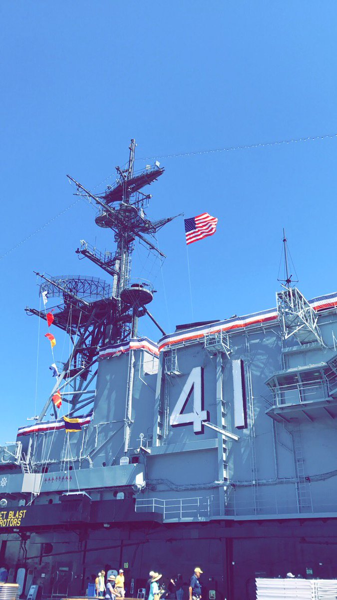 USSMidwayMuseum's tweet image. Happy Labor Day, Midway Family! Cheers to workers who make our country the place it is. 🇺🇸 #LaborDay #LaborDayWeekend2020