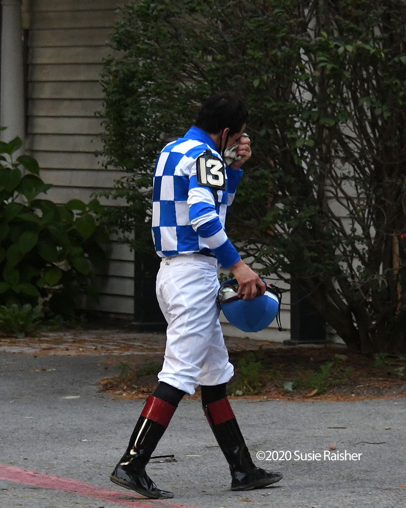 I stopped after the last to look back at the beautiful, empty #Saratoga grandstand... and was instead unbelievably touched to catch this. <a href="/iradortiz/">Iradortiz</a>, leading rider, getting one of those hugs you could live in forever from Pito Rosa, who was instrumental in starting his NY career.
