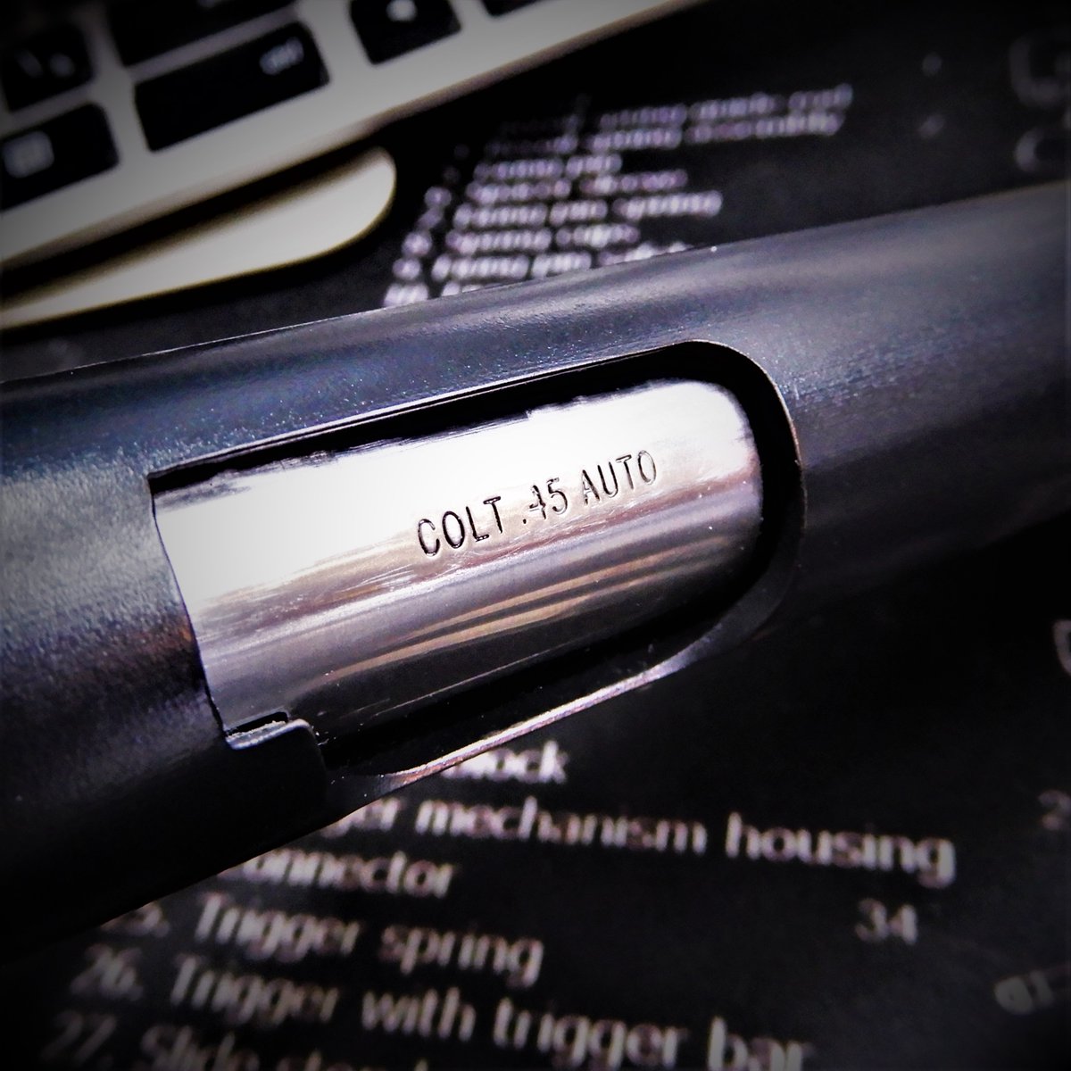 SFBC_GURKHA's tweet photo. ◆エラン COLT Pre.70 DUO(発火仕様) #モデルガン
【標準中古B】148,500円
備考:発火済、カート7発・リコイルSPガイド付、擦れ傷・錆
Mk.IV SERIES'70の前身にあたる自動拳銃
SERIES'70との違いを判りやすくする為にMk.Ⅲ PRE.70とも呼ばれている
https://t.co/W4rxHB86er
バイトM (-_-メ) #Pre70 https://t.co/r8T61YUC2j