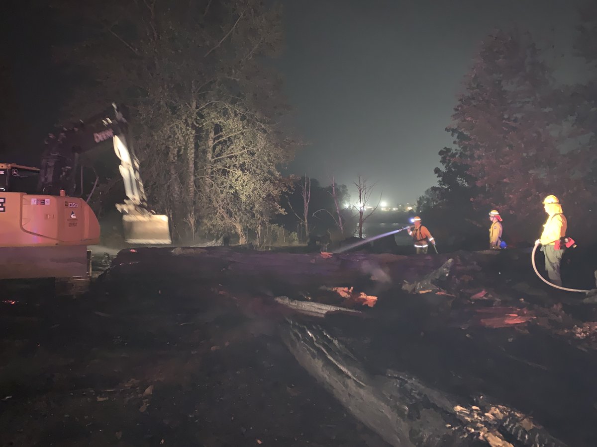 Clackamas Fire tweet media