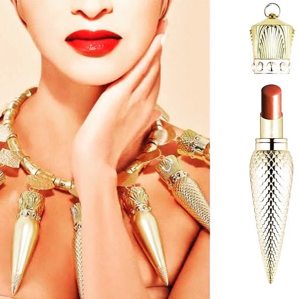 luxury_panache's tweet photo. Lipsticks! An absolute makeup essential, do you know how pricey a Lipstick can be? Here is the list of most expensive worldwide https://t.co/NsCjeqq4wU #lipstick #mostexpensive #hcouture #guerlain #sisleyparis #laprairie #uberpanache #kanebo #givenchy #givenchylerouge https://t.co/eEdgwgD55F