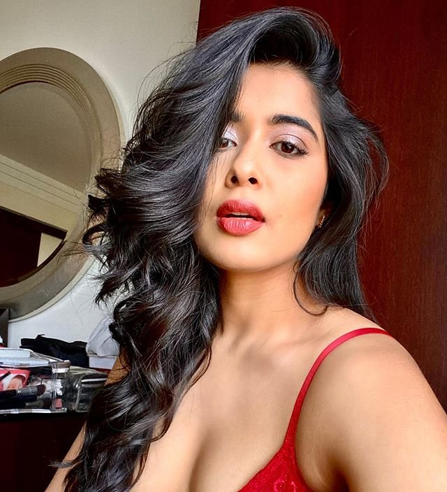 EhX4BOfU0AACWd_?format=png&name=900x900