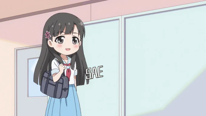 このスカートの長さは清楚。ずいぶんながくなりましたね。スカートの折り目はデレアニやデレステでなくモバマス準拠ですね。フィギュアもこの折り目。今月末発売の制服紗枝はんフィギュアをよろしくってことかもしれないのでよろしくお願いします。 