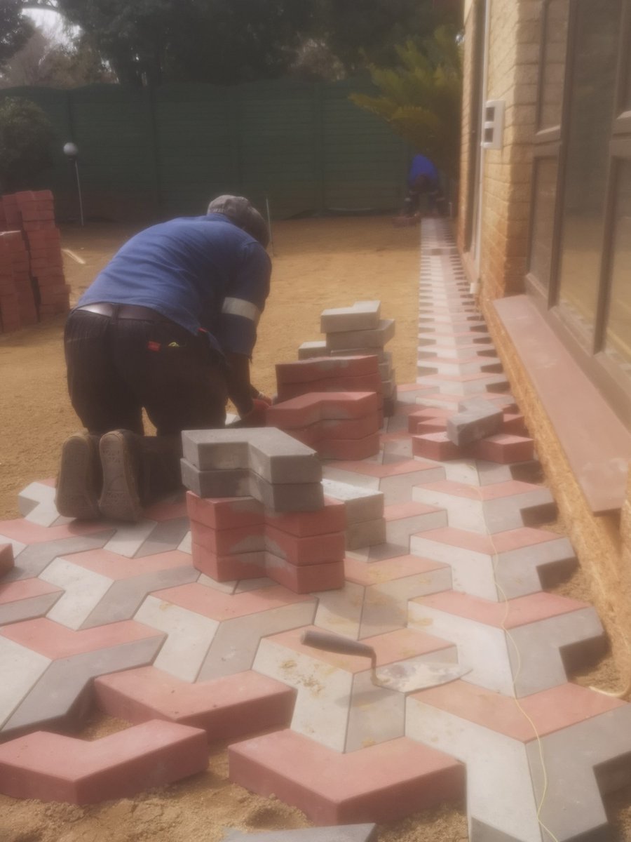 AcreneN's tweet photo. A home is a feeling Make your driveway, carpots, pathways 3D with #3DPAVING... Call /Watsapp 0782350112 for quotations...... https://t.co/u1O5JeQDQt