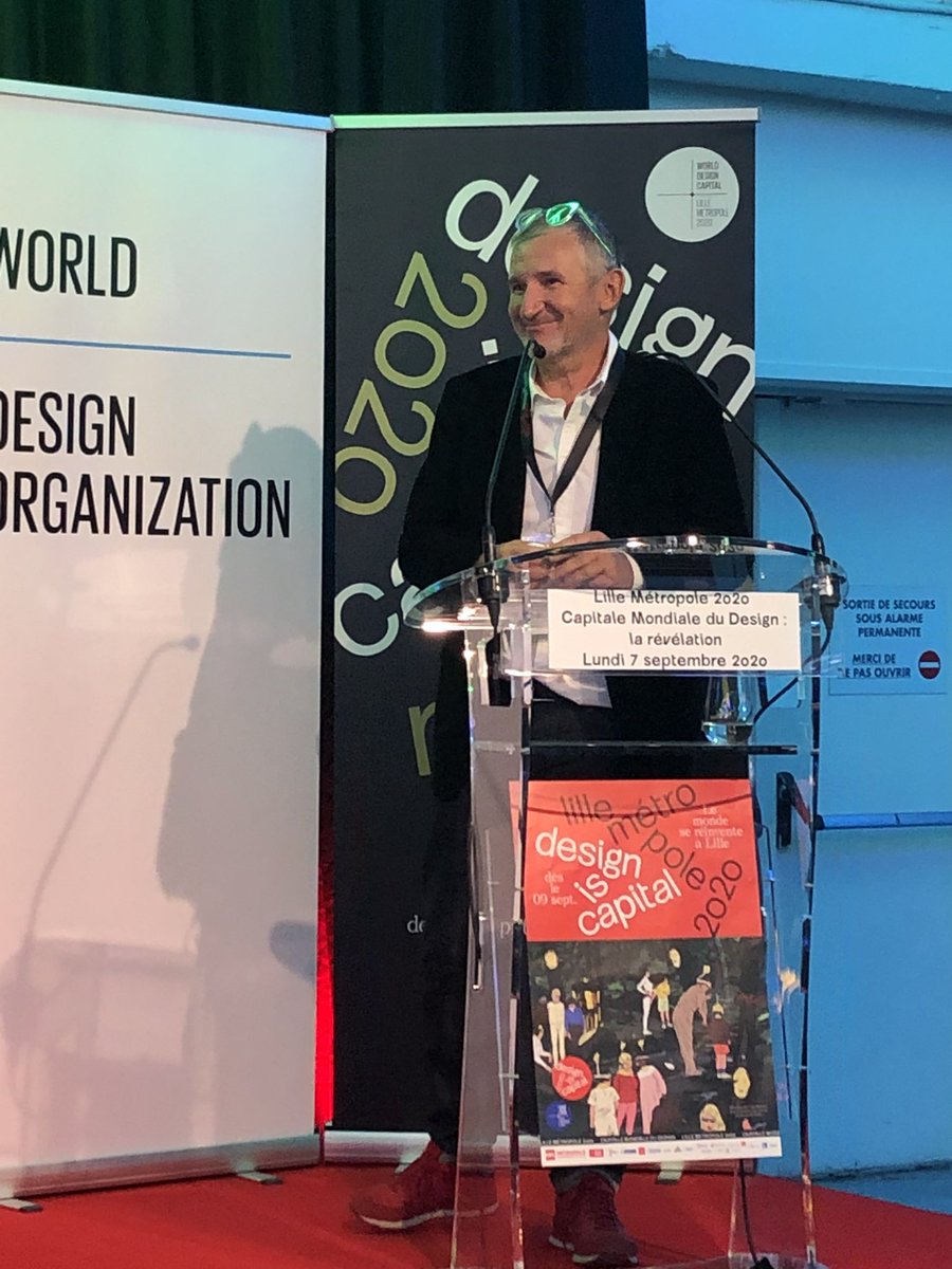 « La France pays de designers .euses «  60 acteurs.trices du design a l honneur et exposé.es ! Continuons ce travail d exposition de leurs réalisations 👏🏻👏🏻<a href="/nodesign/">Jean-Louis Frechin🇪🇺</a> en passionant commissaire d expo