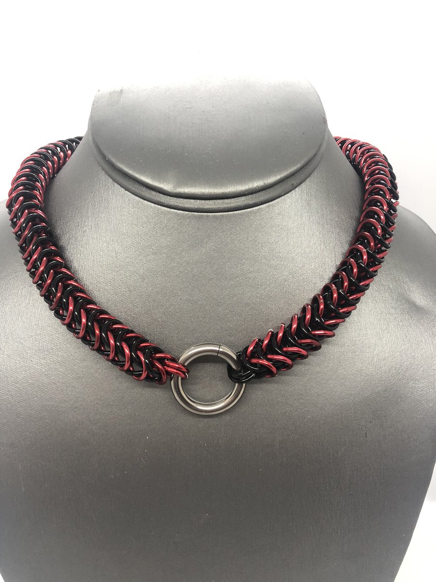 strictlygeneric's tweet photo. One of my tighter woven box weaves with a shiny segment ring clasp! This clasp is more secure like a lock with it only being able to be opened with a set of ring opening pliers! Like the style? Order yours here https://t.co/BY4MHhFBRi #strictlygeneric #gayowned #lgbtqiaplus https://t.co/km2X5gIVKc
