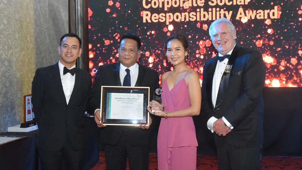MaritimeIC's tweet photo. As #CrewConnect Global moves to a fully virtual event, so do the CrewConnect Global Awards. Find out more -> https://t.co/LvV6WV254f #Crewing #Seafarers #Maritime #Shipping https://t.co/U0LJ9l1ZvE
