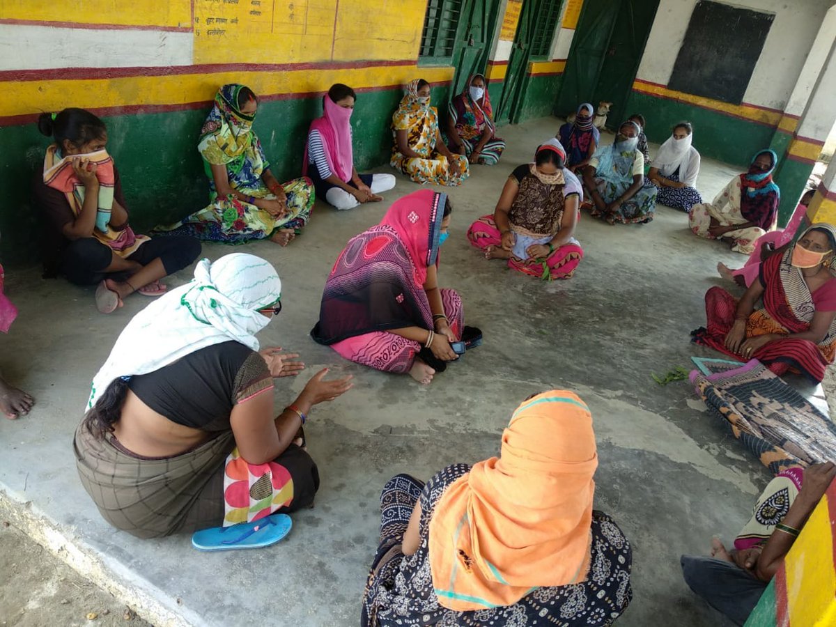 RGMVP's tweet photo. Representatives from #WSHG & #YWSHG having special meeting to discuss about Sensitive Support Organization, Donation, #MGNREGA, Enhance #Savings and #EShakti Dharsauna, Pindra, Varanasi #BeRepresented #OrganizationForTheUnrepresentedPeople #ComingTogether #SaathiHaathBadhana https://t.co/AFvoixeEBz