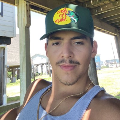 Christivn9's tweet photo. #NewProfilePic https://t.co/MInHpIbuVy