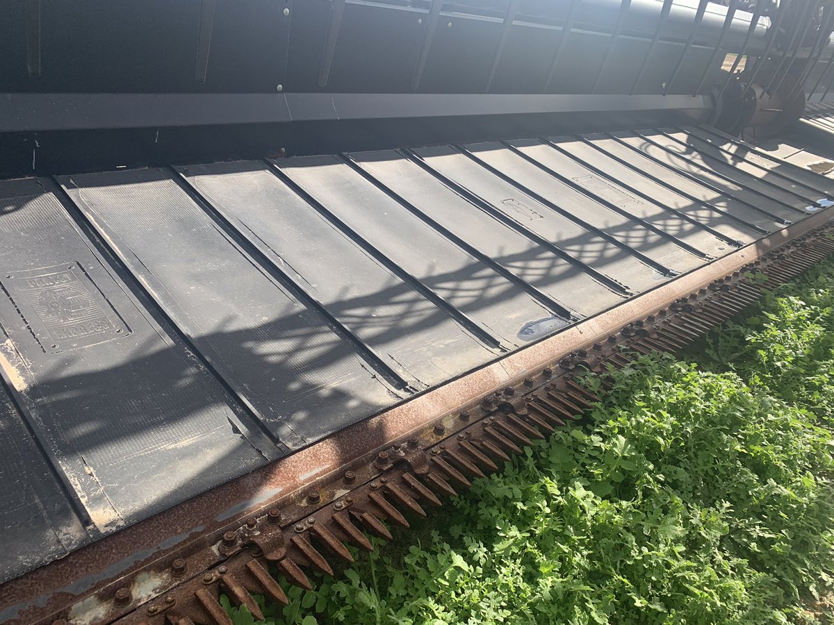 45Ft Macdon Draper Front $60k+gst 2009 2152 near new Drapers, new reel fingers. Very sound and straight front. Located ONGERUP. Call Wes 0427282717