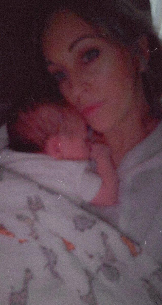 kylnflk's tweet photo. My bby is a month old today 🥺😍🤱#jonluke https://t.co/XIZPTwqkHM