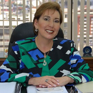 ancisneros's tweet photo. Se dan cuenta que tenemos mujeres ejemplares como Diana Salazar (Fiscal Gral), Daniella Camacho (jueza que sentenció a Correa), Paulina Aguirre (Presidente Corte Nac. Justicia), MP Romo (Min.Gob.), que han llegado lejos sin necesidad de cuotas de género, ...(1/2) https://t.co/FITlKjmBb8