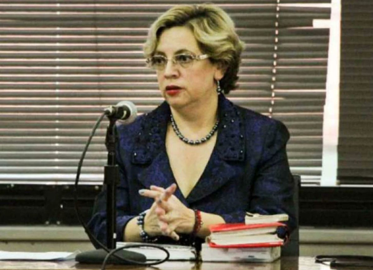 ancisneros's tweet photo. Se dan cuenta que tenemos mujeres ejemplares como Diana Salazar (Fiscal Gral), Daniella Camacho (jueza que sentenció a Correa), Paulina Aguirre (Presidente Corte Nac. Justicia), MP Romo (Min.Gob.), que han llegado lejos sin necesidad de cuotas de género, ...(1/2) https://t.co/FITlKjmBb8
