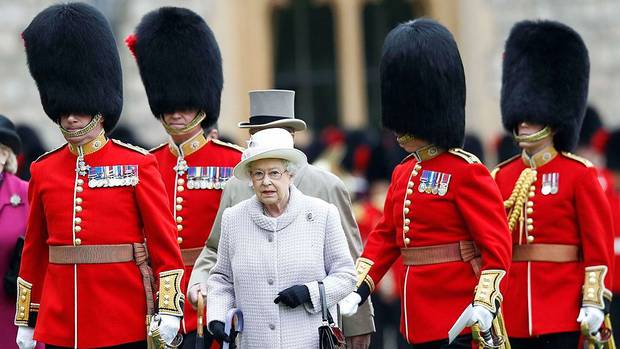 NewstalkZB's tweet photo. Thirteen Queen's guards jailed for attending cocaine-fuelled rave in lockdown

https://t.co/qVtweBOV7D https://t.co/Rb6r0bqSw6