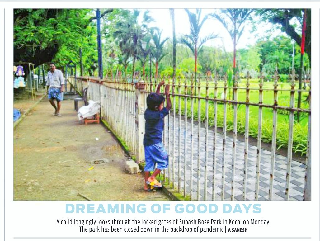 sanesh_TNIE's tweet photo. DREAMING OF GOOD DAYS :
A #child #longingly looks through the #locked Gates of Subash Bose #park in #Kochi on Monday .The park has been #closed down in the #backdrop of #pandamic @NewIndianXpress @xpresskerala @shibasahu2012 @MSKiranPrakash https://t.co/Um6d2RqSnG