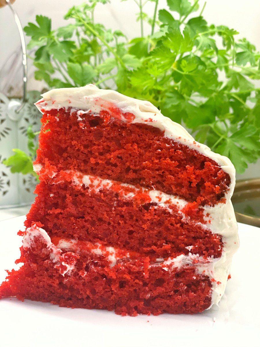 ellevarner's tweet photo. Red Velvet from scratch. #EllesKitchen ๐คคโค๏ธ https://t.co/ZouXErajG8