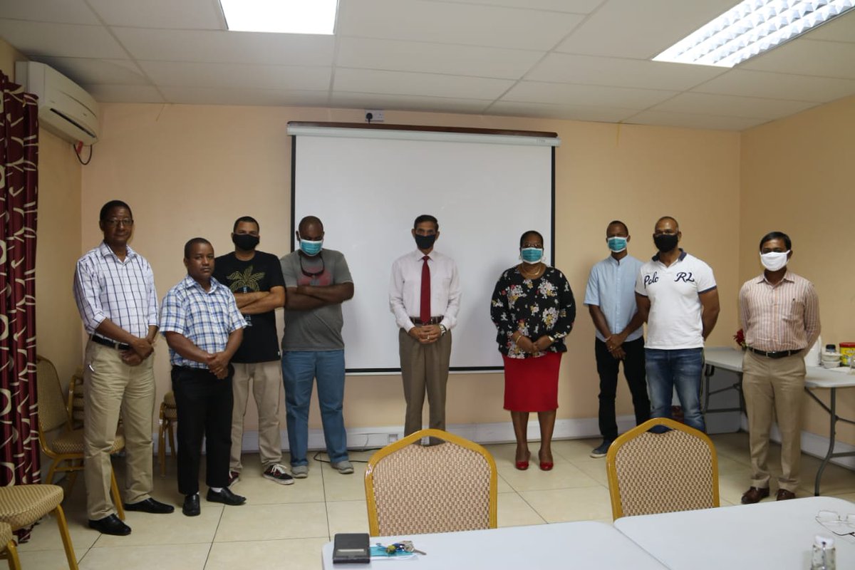 hci_seychelles's tweet image. HC Gen Suhag witnessed the signing of award of contracts for 5 High Impact Community Development Projects funded by Indian Grants in Seychelles. Implemented by Ministry of Local Govt, these projects will be a lifeline for Seselwa Community. Projects to complete by Dec-20 
#HICDP