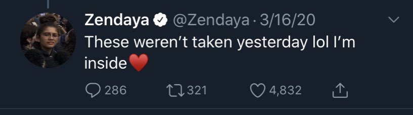 Zendaya using the wrong heart emoji a thread: