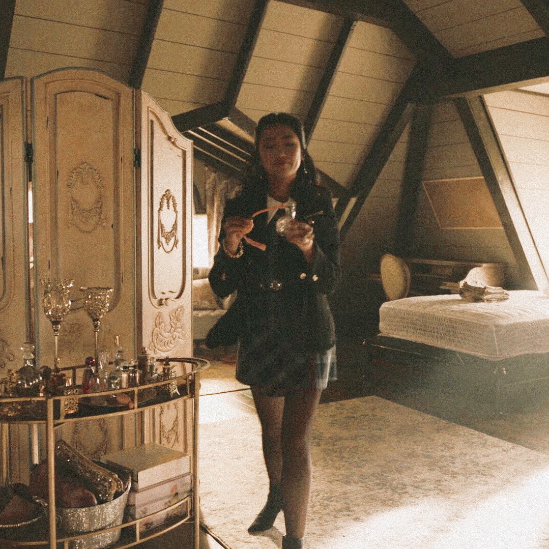 best of legacies (@legaciescaps) on Twitter photo 