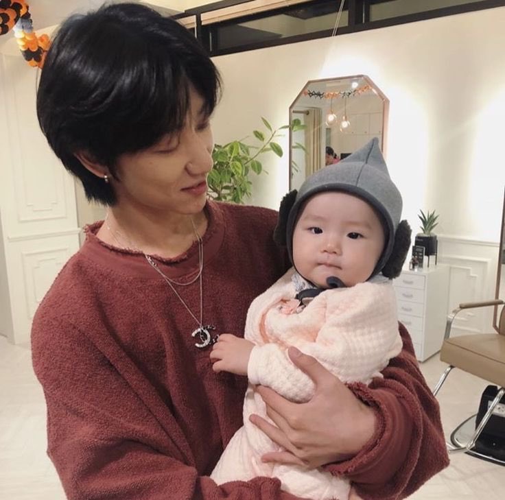 i tried my best okay?:daughter: Is That Seo (must make that face when calling her name)son: Seo Cute (bc lets be real minghao will have the cutest kids)