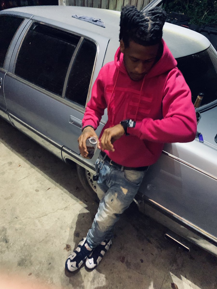 BankRollTai's tweet photo. They goin see me on top before they throw me under https://t.co/kiqh1xfdpP