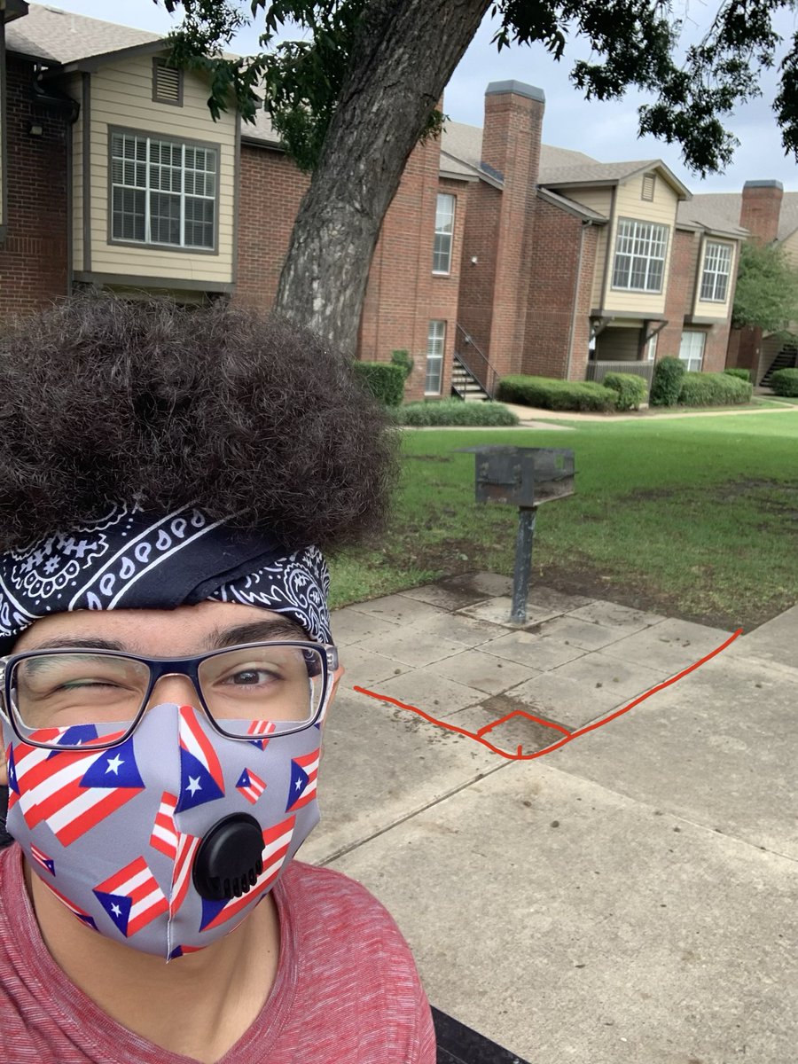 NathanE_nthc's tweet photo. These here are My Selfieometry Photos, These photos here show different times during the week, Top right was my first time out to take photos in 3 months. These photos show Acute Angles, Right Angles, & Parallel lines (Bottom Right, but not Visible) #NewTechMath #NoCryingInPBL https://t.co/cfwJBvnhrL