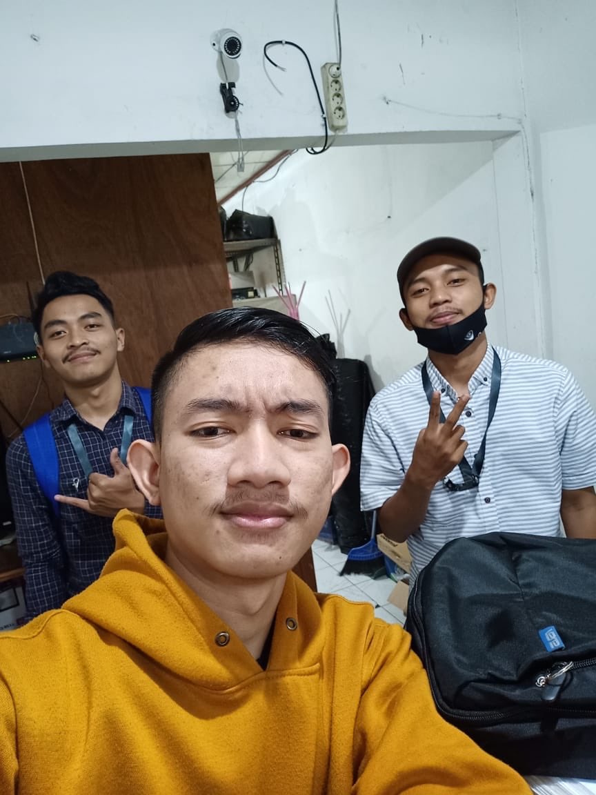 KAGEBUNSINJUTS's tweet photo. Para pejuang koperasi https://t.co/uqWvDLdHfC
