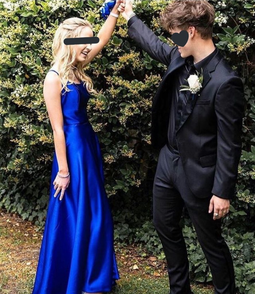 —Vía IG—

🎓;
De camino al baile de graduación con mi cita “por siempre” <a href="/Broofklyn/">Brooklyn #au</a> 
¡Lo logramos, bebé!