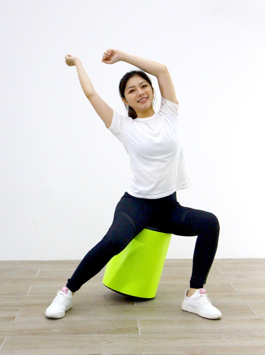 Balance1Fitness's tweet photo. Swing for 15 minutes a day
Build a beautiful body.😁
Do not believe? Look at the girl's smiling face.
#fitness #workout #followme #fitness #massage #massagetherapy #massagetherapist #balance1 #sign #product #productdesign #design #workout #sportrelax #relax #followme #newsign https://t.co/BujSt10NLf