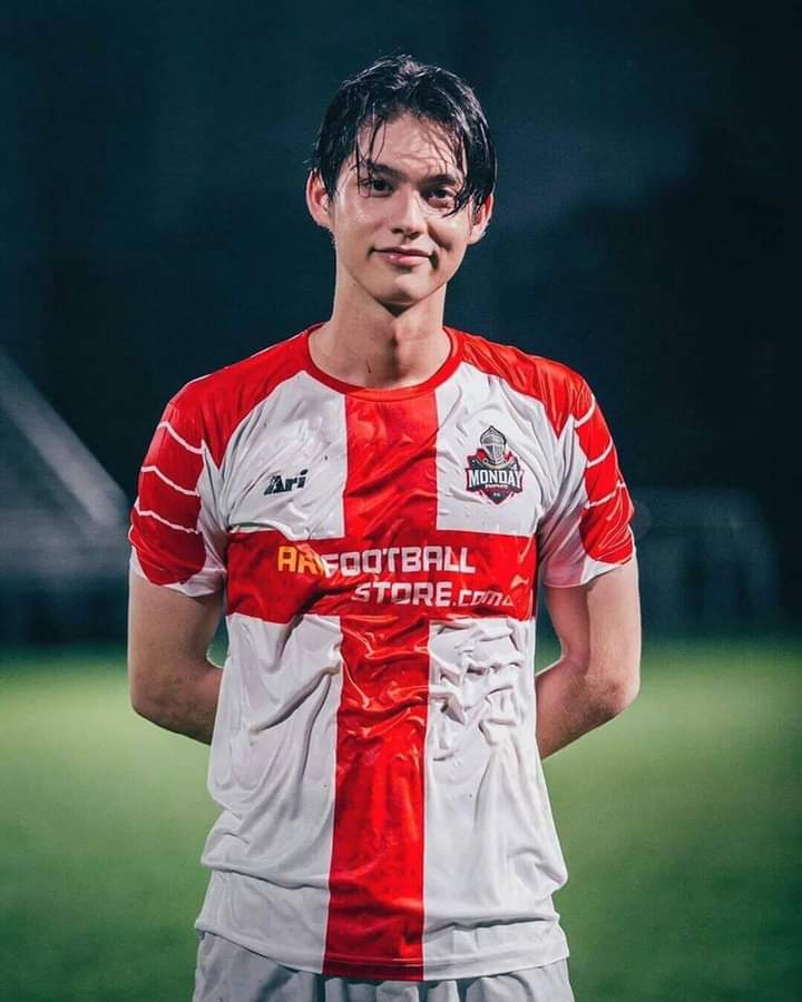 pena2720's tweet photo. No matter what happens i will always support and love you forever Love You P'Bright❤️♥️😍
#GotYouBackBright https://t.co/H9YkKLQRaH