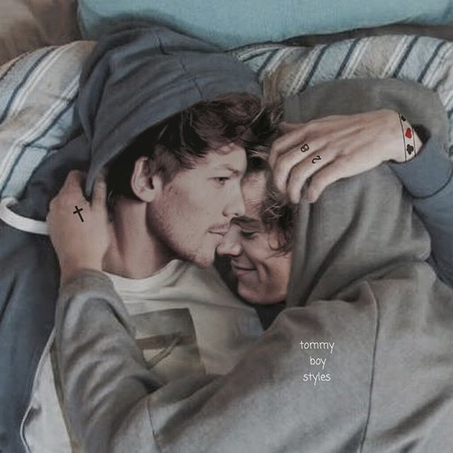 loveicaruss's tweet photo. no quiero parecer local pero son edits?? estoy larreando fuerte https://t.co/WZJI3rOUtp
