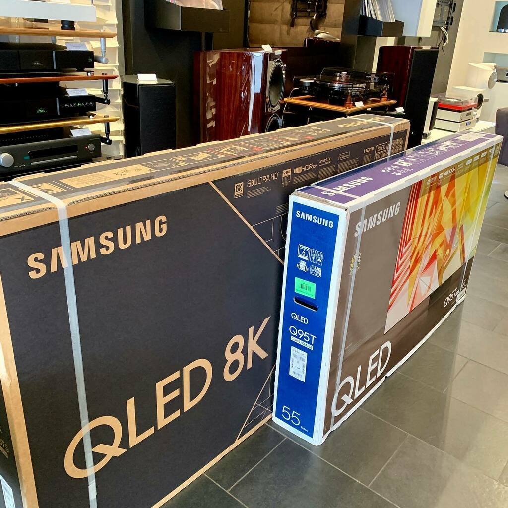 AudioVenue's tweet photo. Finally our Samsung 8K TV for the showroom has arrived. #samsung #samsungtv #samsung8k #samsungqled #euronicsuk #euronicsretailer #tvinstallations #surroundsound #ealing #tvshop #maidenhead #w5 #sl6 https://t.co/9PkKIacZue https://t.co/ZzXZVmNpfp