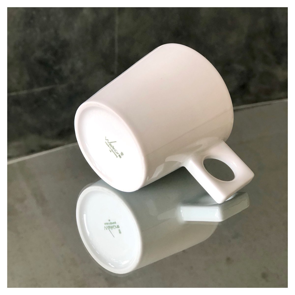 Royal_Tableware's tweet image. NYNY: a brilliant combination of industrial design and modern gastronomy.

#walküre #walküreporzellan #espresso #nyny #reflection #porcelain #coffee #collectienyny #design #gastro #professional #horeca #restaurant #cafe #madeingermany #quality #tableware #cups #royaltableware