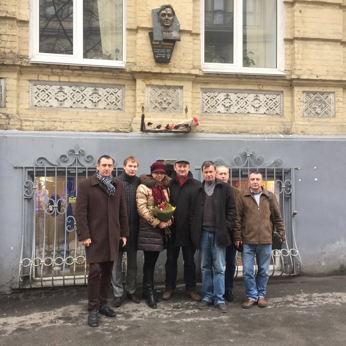 February 2016: Ratushnyy attends the unveiling at the OUN-B headquarters of a plaque to Ivan Gavdida, the "godfather" of the OUN-B's anti-Semitic "Youth Nationalist Congress." More about that group here:  https://banderalobby.substack.com/p/ukraines-bandera-youth