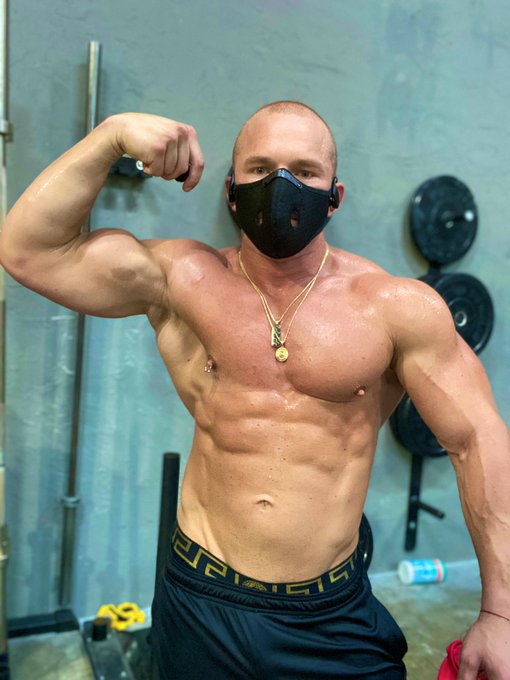 Watch TLdyson (LA 4/21–29)'s leaked NSFW photo on TwXstars