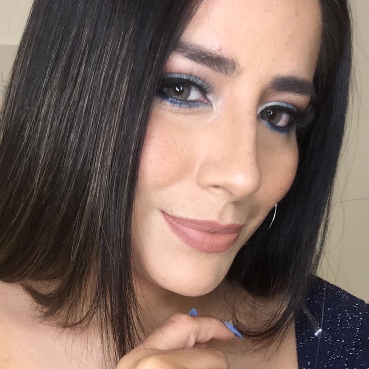 claumymakeup's tweet photo. Maquillaje primavera 🌼 súper lindo 
Maquillaje hecho por Claumymakeup 
espero les guste 🥰

#YoMeQuedoEnCasa #Makeupbonito #makeupimpecable #makeupLook #MakeupPrimavera #Peru 
#mirellymakeup
Sígueme también en Instagram: @claumakeup https://t.co/9BGyQkpFIt