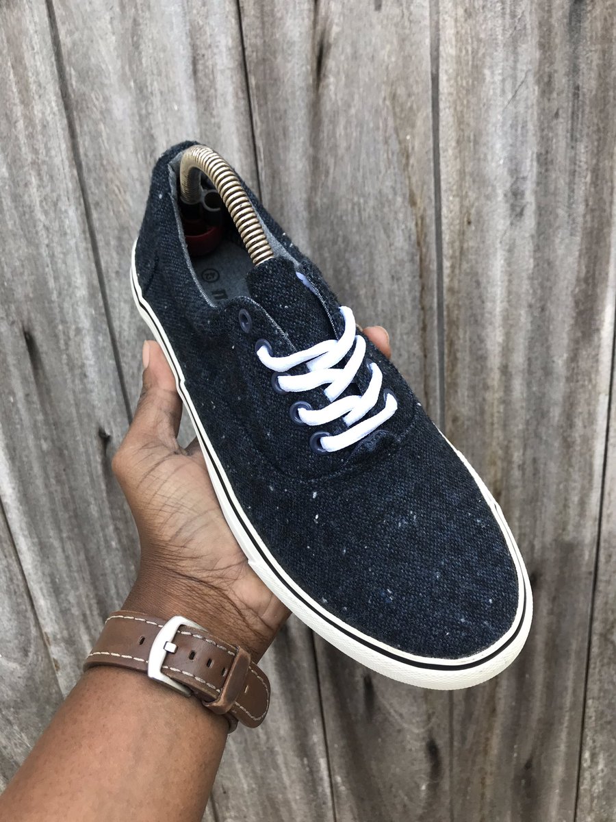 TzKevb's tweet photo. Welcome
Size: 41
#maxshoes
Price: 50,000 https://t.co/eaETXCjdIo