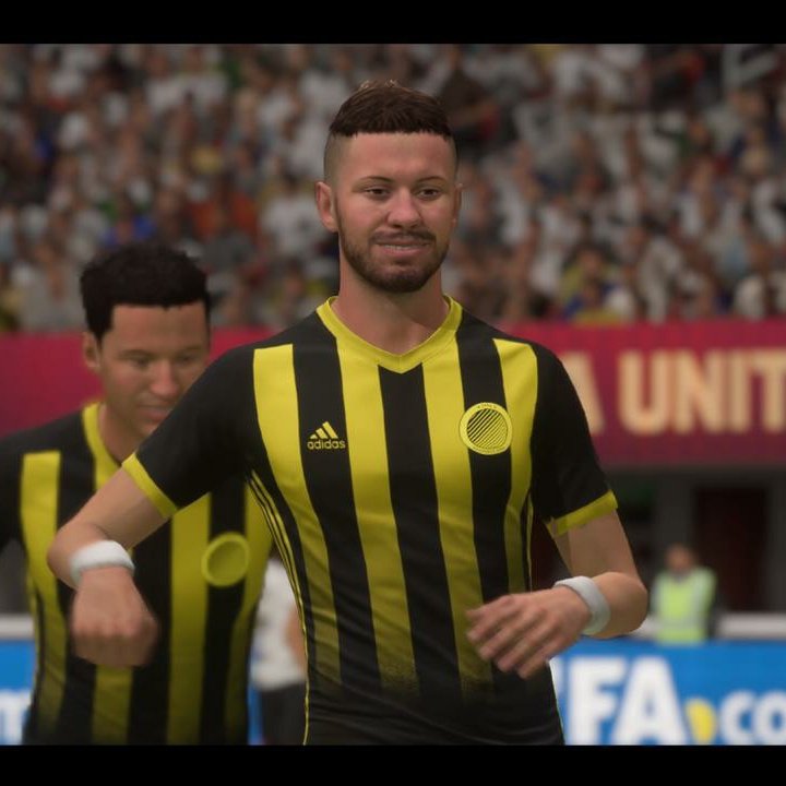 Thetori9 tweet media