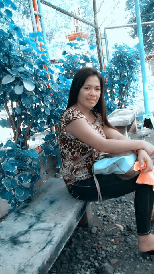 tomAlyza's tweet photo. Hi po.this is me...SoLid VU..dont judge me...simpleng tao lang po na may 3 anak...😊😊😊 https://t.co/gX0b8vpS2i