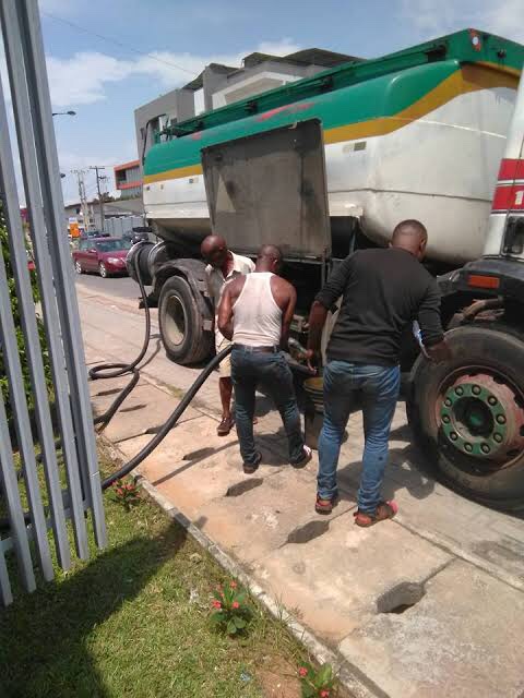 chucksnwab's tweet photo. Looking to buy diesel @ an affordable price? 
Search no further, we offer quality diesel @ your doorsteps. 
Our prices are very  affordable + our delivery speed is out of this world. 
What are you waiting for?
Call us now to place your orders. 
#DanCarltonOil&amp;Gas. 
📱-08091085012 https://t.co/ufYK213yn0