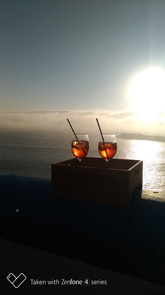 baixahouse's tweet photo. Aprés surf spot with a  sea view in Ericeira. A beautiful day your https://t.co/15FyXRXrLC