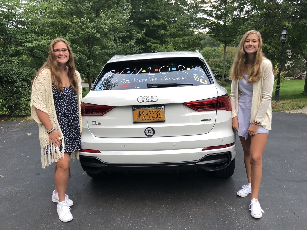 Last first day for our Senior and first first high school day for our Freshman! Have a wonderful year Abbey and Alex ❤️