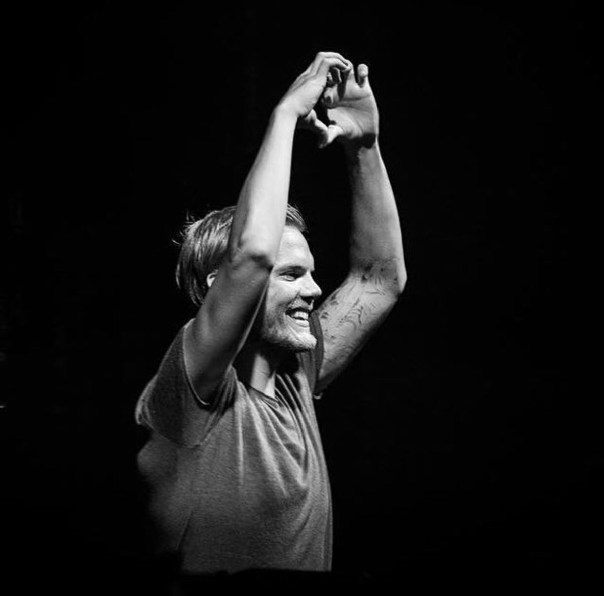 ministryofsound's tweet photo. Today would have been @avicii's 31st birthday. A legend well missed 🕊 https://t.co/RkhWndVWN1