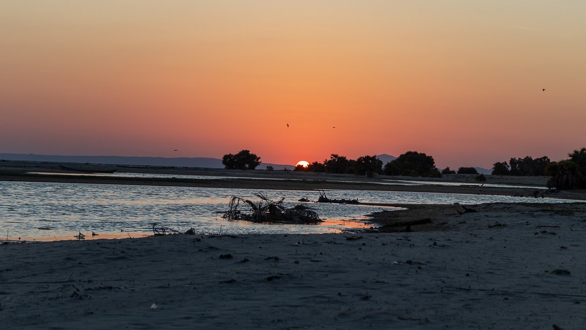 Its been a while guys. Enjoy the sunset in Lake #Turkana. @TurkanaLand is where the #MagicAwaits you.