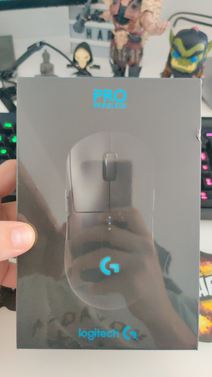 A ajuns mouse-ul de la giveaway! Mulțumesc <a href="/partone21/">Partone21</a> 
twitch.tv/partone21