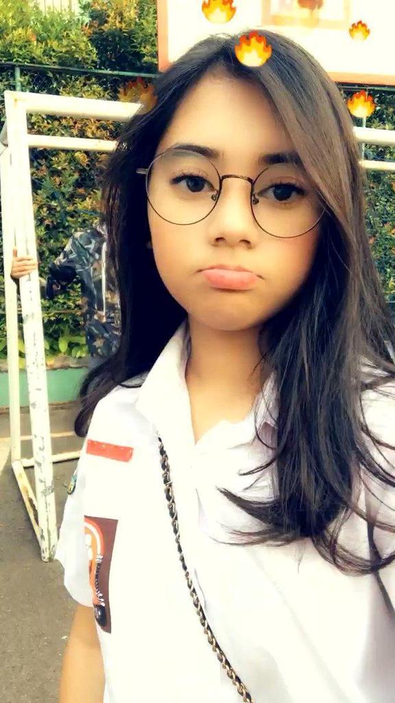 yaelahsipaa's tweet image. Ziva Magnolya ka #7harisebelum17thn #highschoolproblems