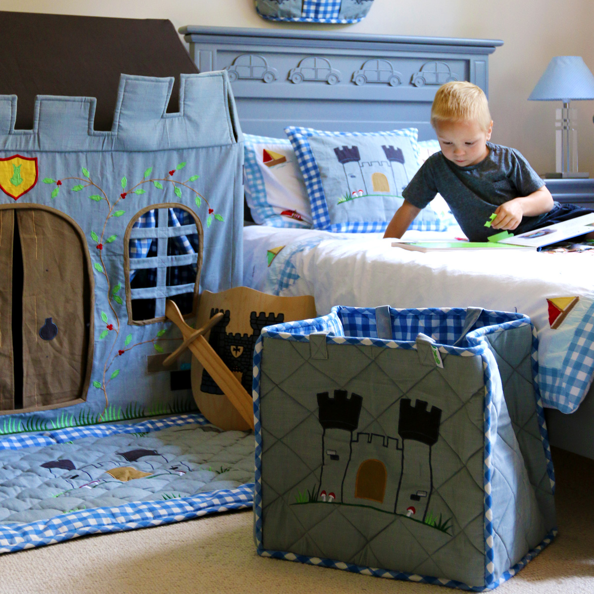 WinGreenKids's tweet photo. Prepare for battle and slay the dragon! Brave knights and fair maidens will have a real adventure in our medieval castle...

https://t.co/4HdGicChXO

#playhouse #knightscastle #playtent #giftideas #kids #imaginativeplay #mywingreen https://t.co/gAmi4H0d55